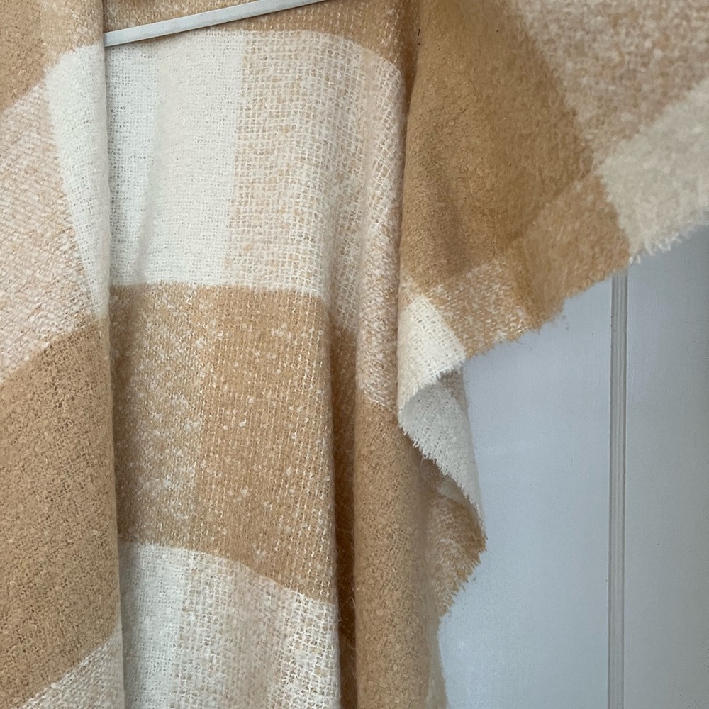 Free People Hampton Brushed Plaid Blanket Wrap One Size Tan - Picture 4 of 6